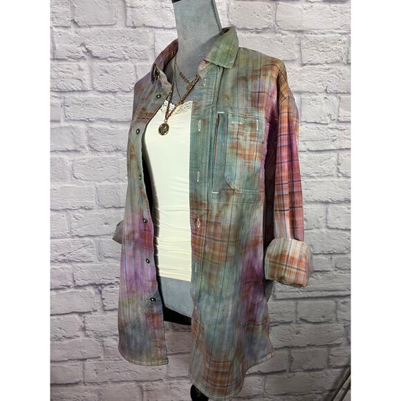 Reworked/upcycled flannel shirt - Picture 6 of 8